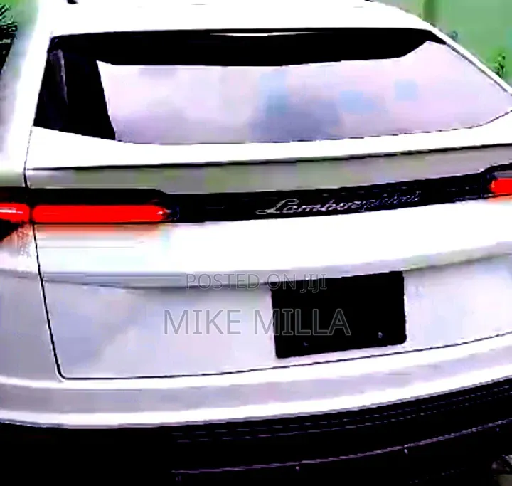 Lamborghini Urus Base 2019 White