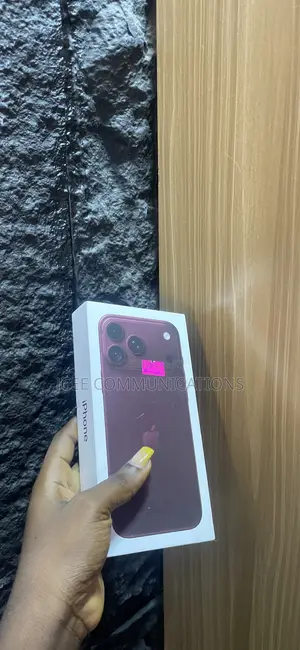 New Apple iPhone 18 Pro Max 512 GB Red