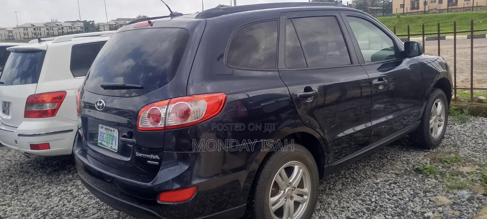 Hyundai Santa Fe 2011 Black