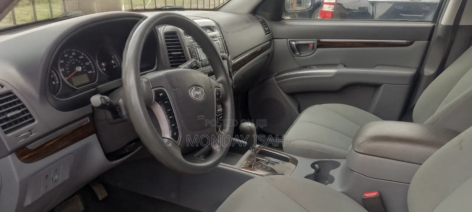 Hyundai Santa Fe 2011 Black