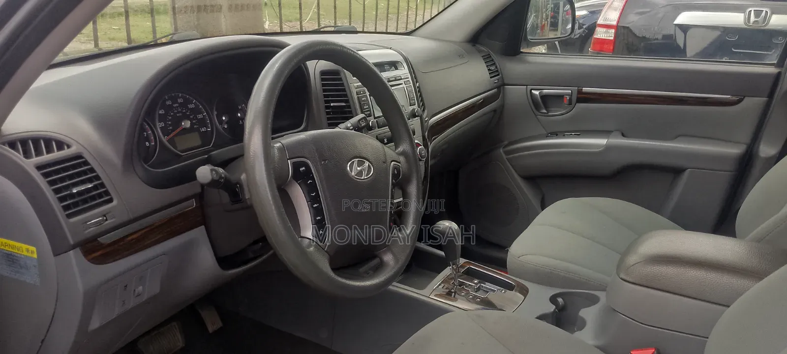 Hyundai Santa Fe 2011 Black