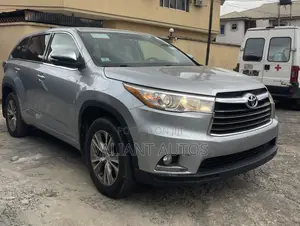 Toyota Highlander 2015 Silver