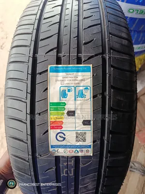 275/50r21 Dunlop Grand Trek Tire