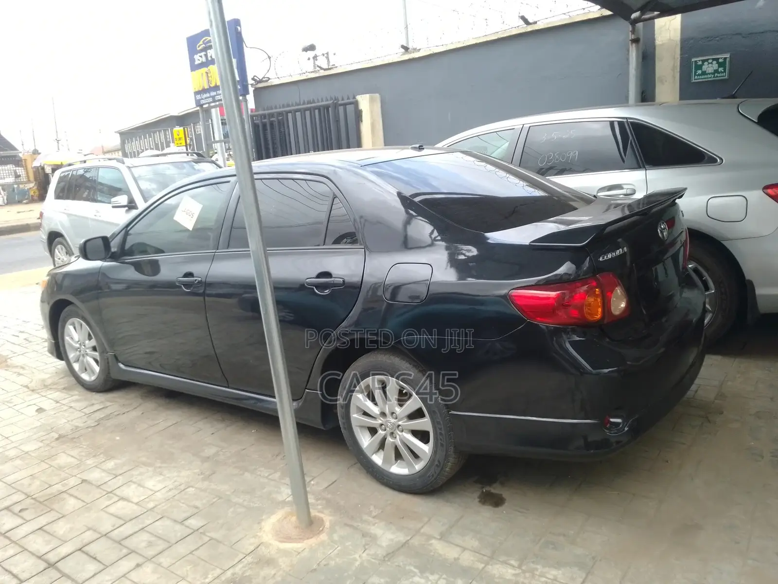 Toyota Corolla 2010 Black