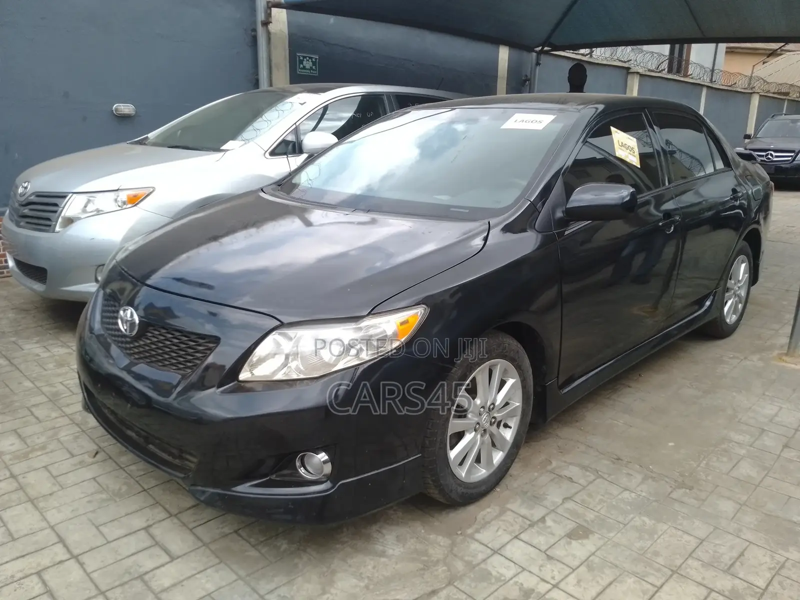 Toyota Corolla 2010 Black