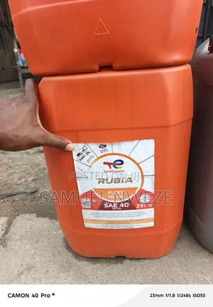 25-Litre Container of TotalEnergies Rubia Fleet HD 100 SAE 40 API CD