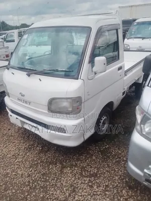 Daihatsu Hijet 2007 White