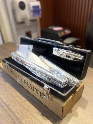 Yamaha Silver Professional Flute