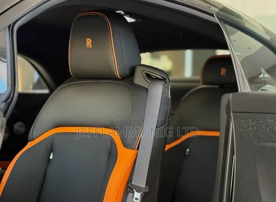 New Rolls-Royce Spectre 2026 Black
