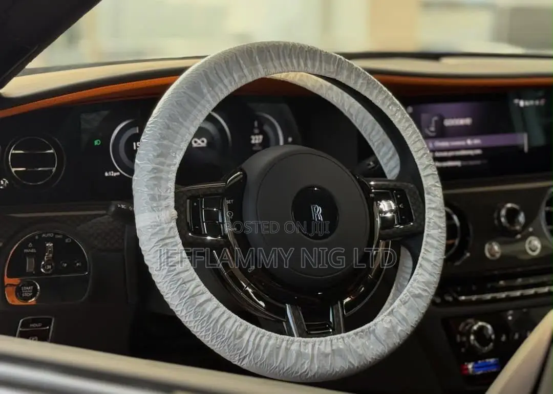 New Rolls-Royce Spectre 2026 Black