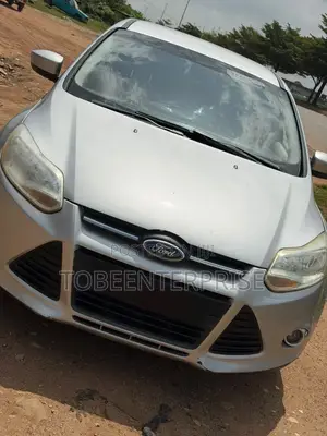 Ford Focus 2012 Silver