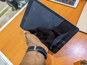Apple iPad 5 (2022) 128 GB Gray