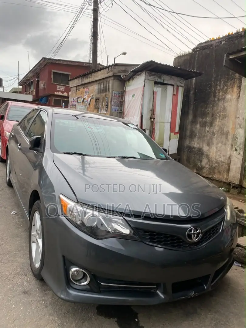 Toyota Camry 2012 Black