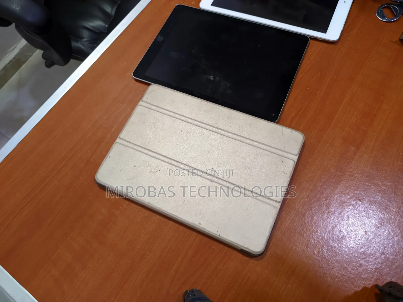 Apple iPad 5 (2022) 128 GB Gray