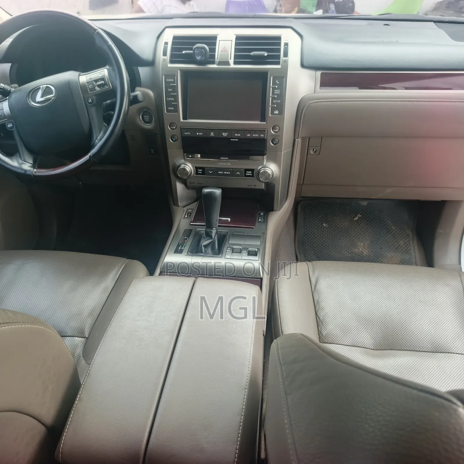 Lexus GX 460 Base 2018 Silver