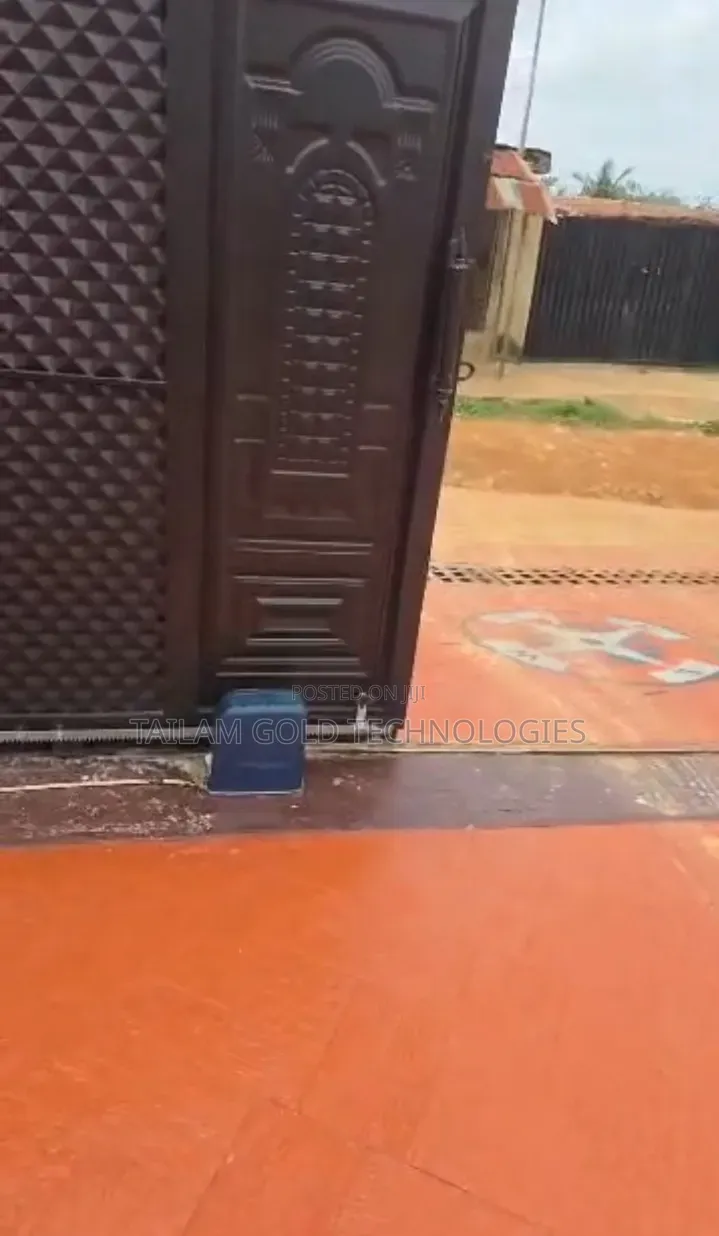 Solar Automatic Sliding Gate