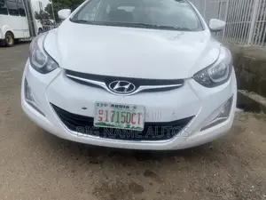 Hyundai Elantra SE 4dr Sedan (1.8L 4cyl 6A) 2014 White