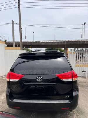 Toyota Sienna XLE 7 Passenger 2012 Black
