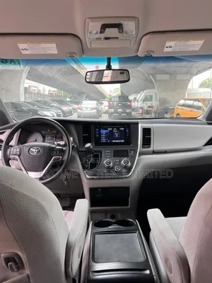 Toyota Sienna XLE 7 Passenger 2012 Black