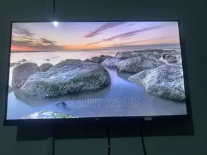 Smart LG TV 32inches