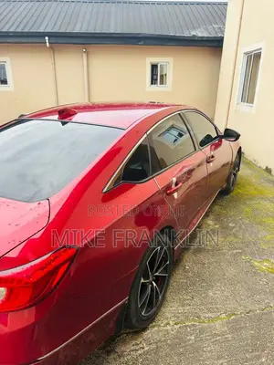 Honda Accord Touring 2.0T 2018 Red