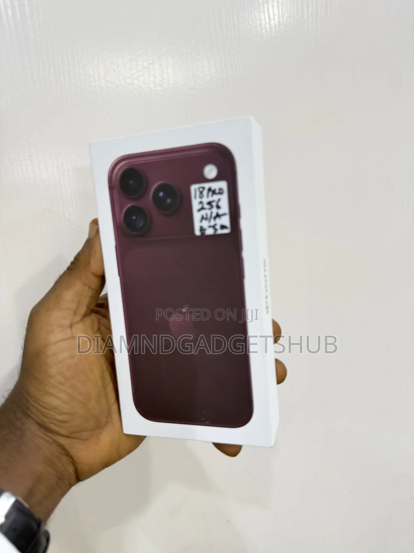 New Apple iPhone 18 Pro 256 GB Red