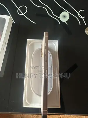 Apple iPhone 16 Pro Max 256 GB Gold
