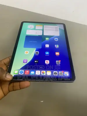 Apple iPad Pro 11 (2020) 128 GB Gray