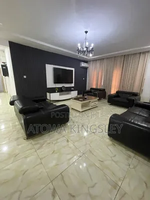 3bdrm Block of Flats in Wuye Estate for rent