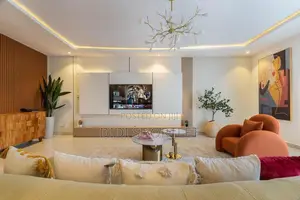 Luxury 3 Bedroom Apartment