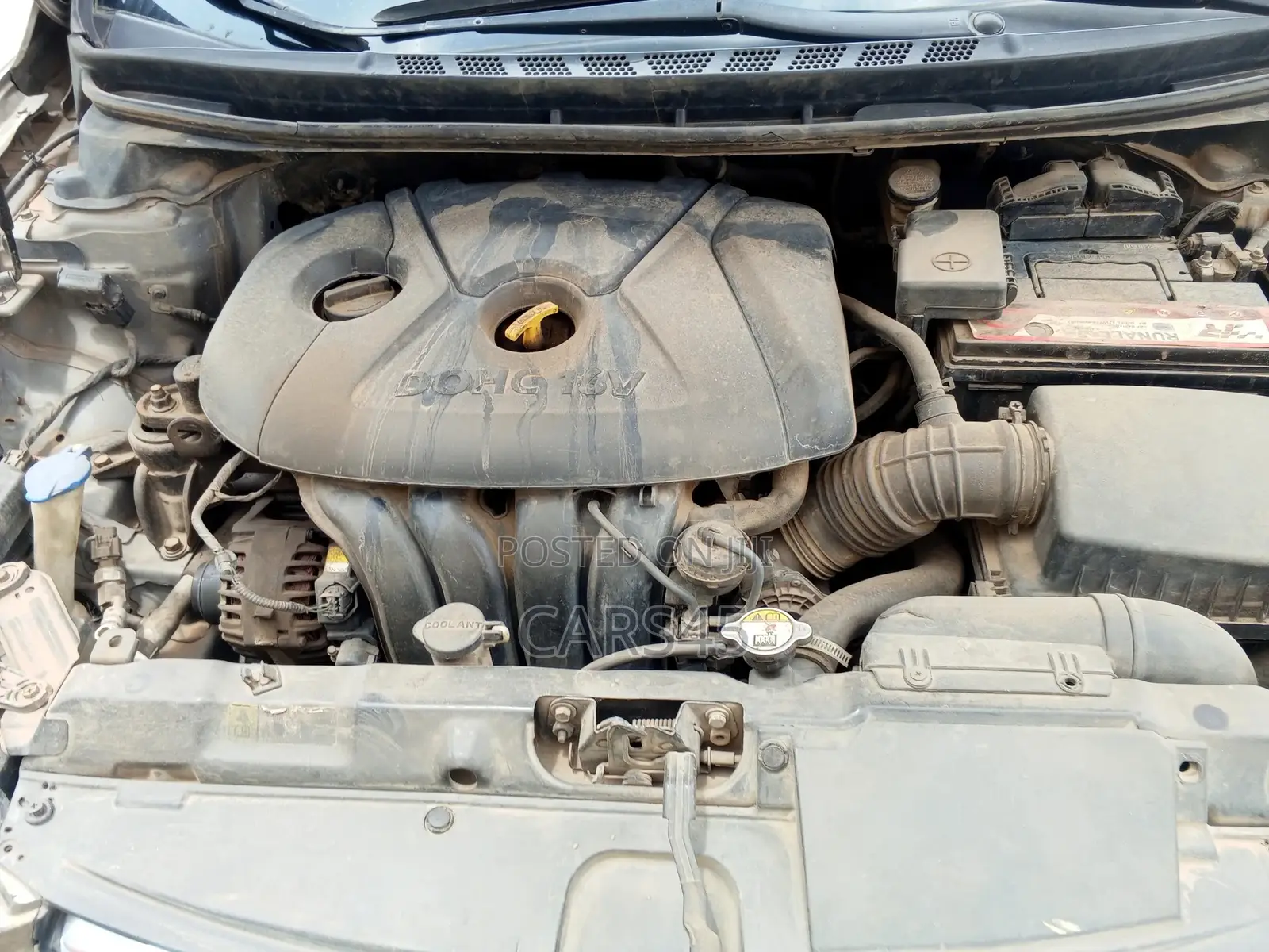 Hyundai Elantra 2013 Brown