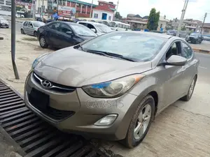 Hyundai Elantra 2013 Brown