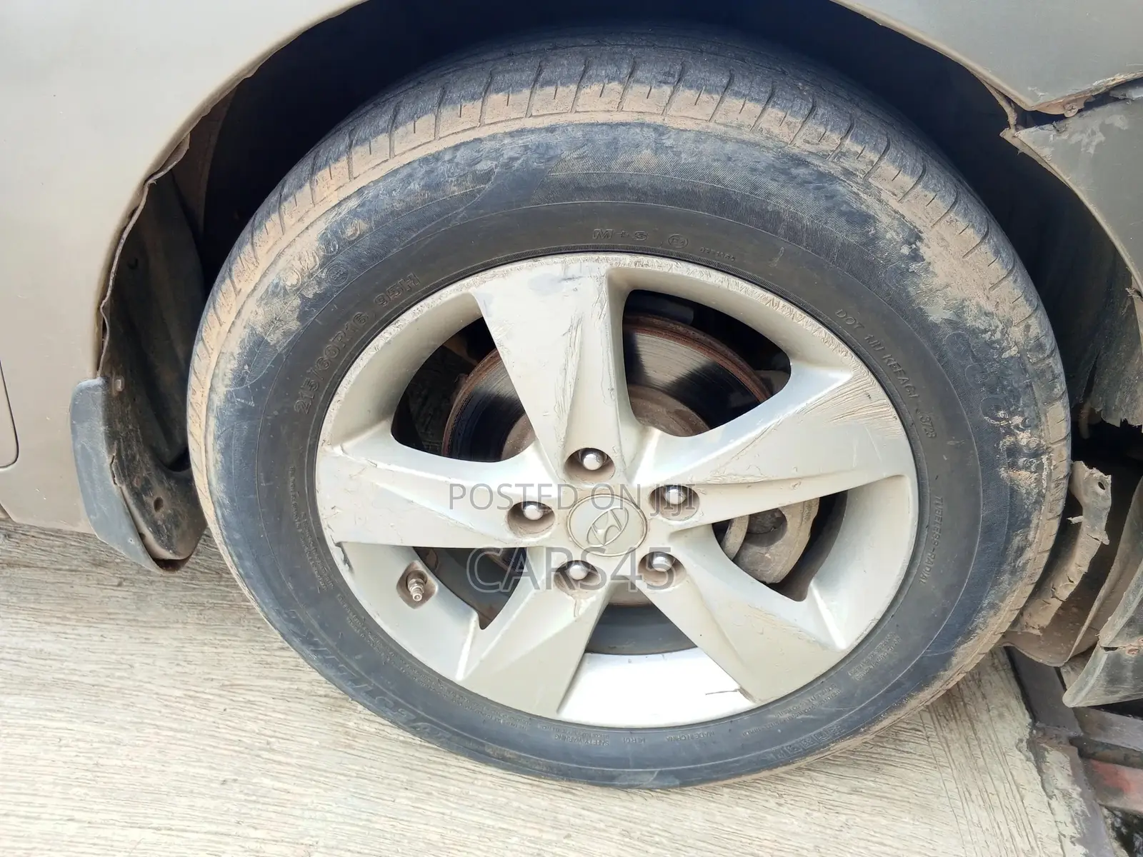 Hyundai Elantra 2013 Brown