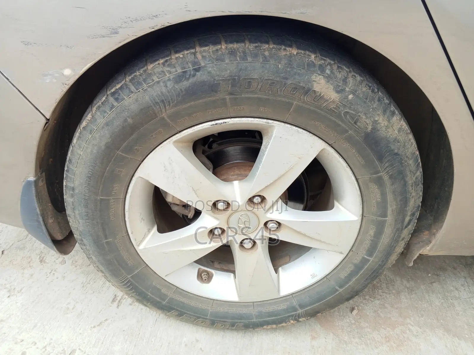 Hyundai Elantra 2013 Brown