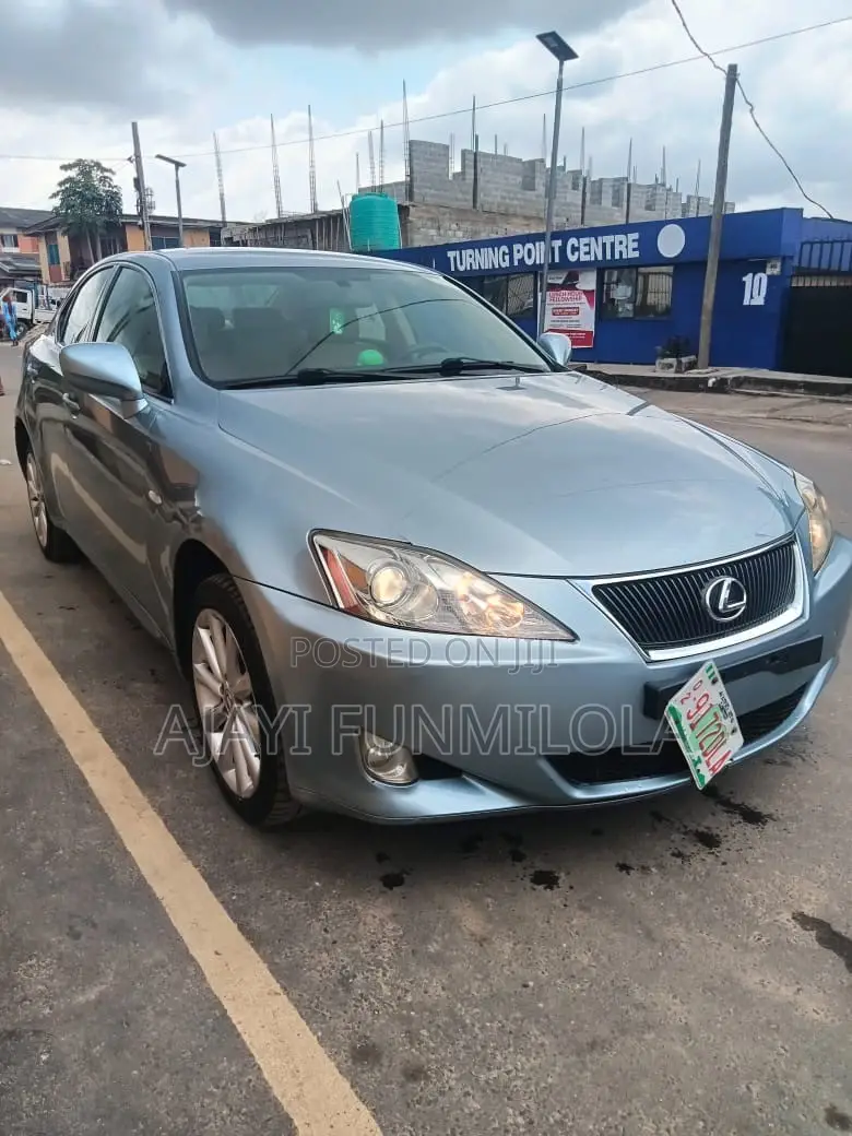 Lexus IS 2008 Blue
