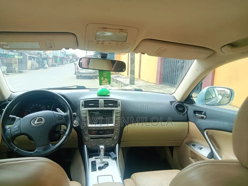Lexus IS 2008 Blue
