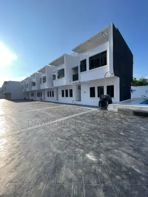 2bdrm Duplex in Chevron for sale