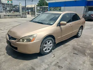 Honda Accord 2004 Gold