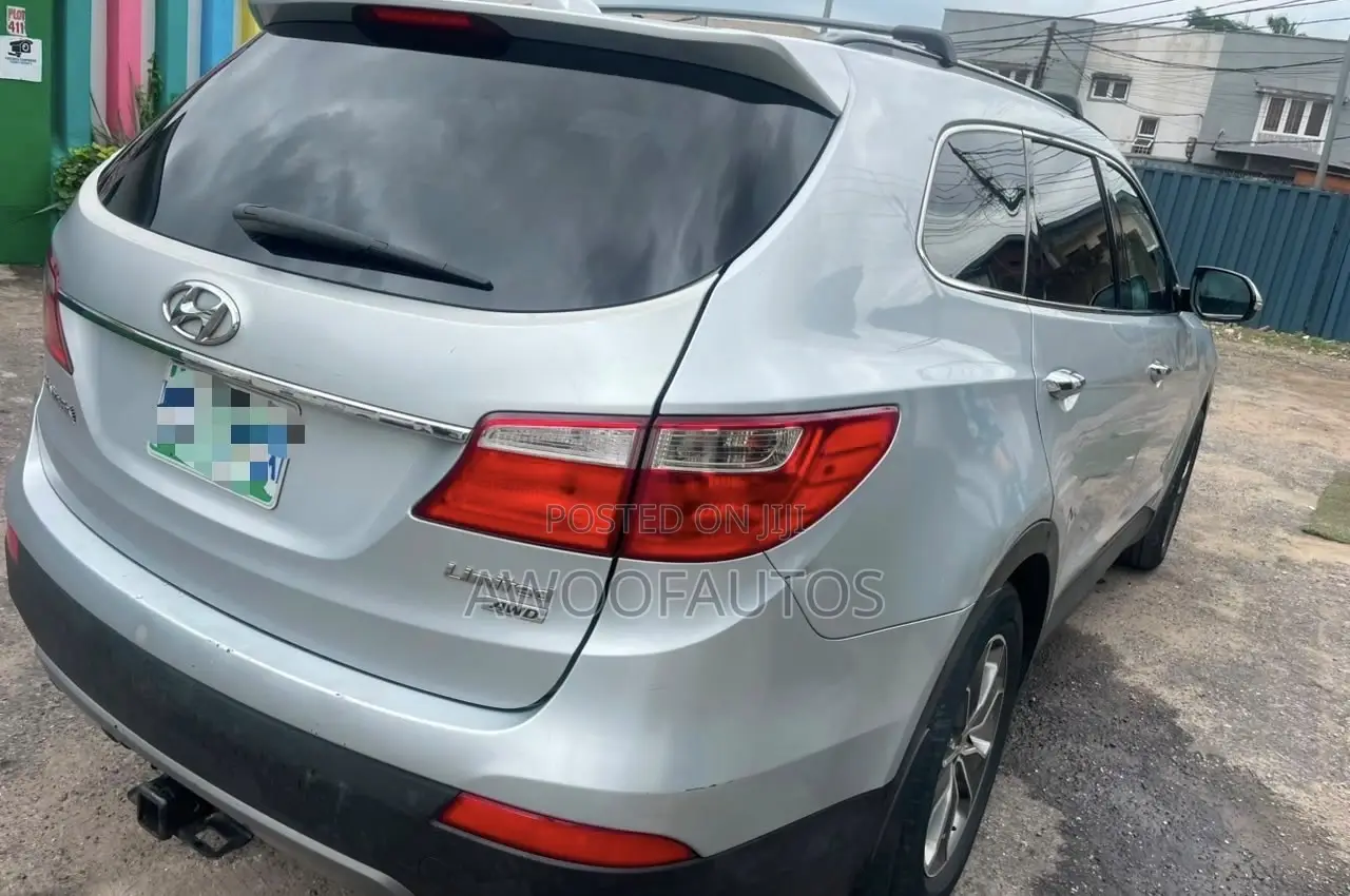 Hyundai Santa Fe 2015 Silver