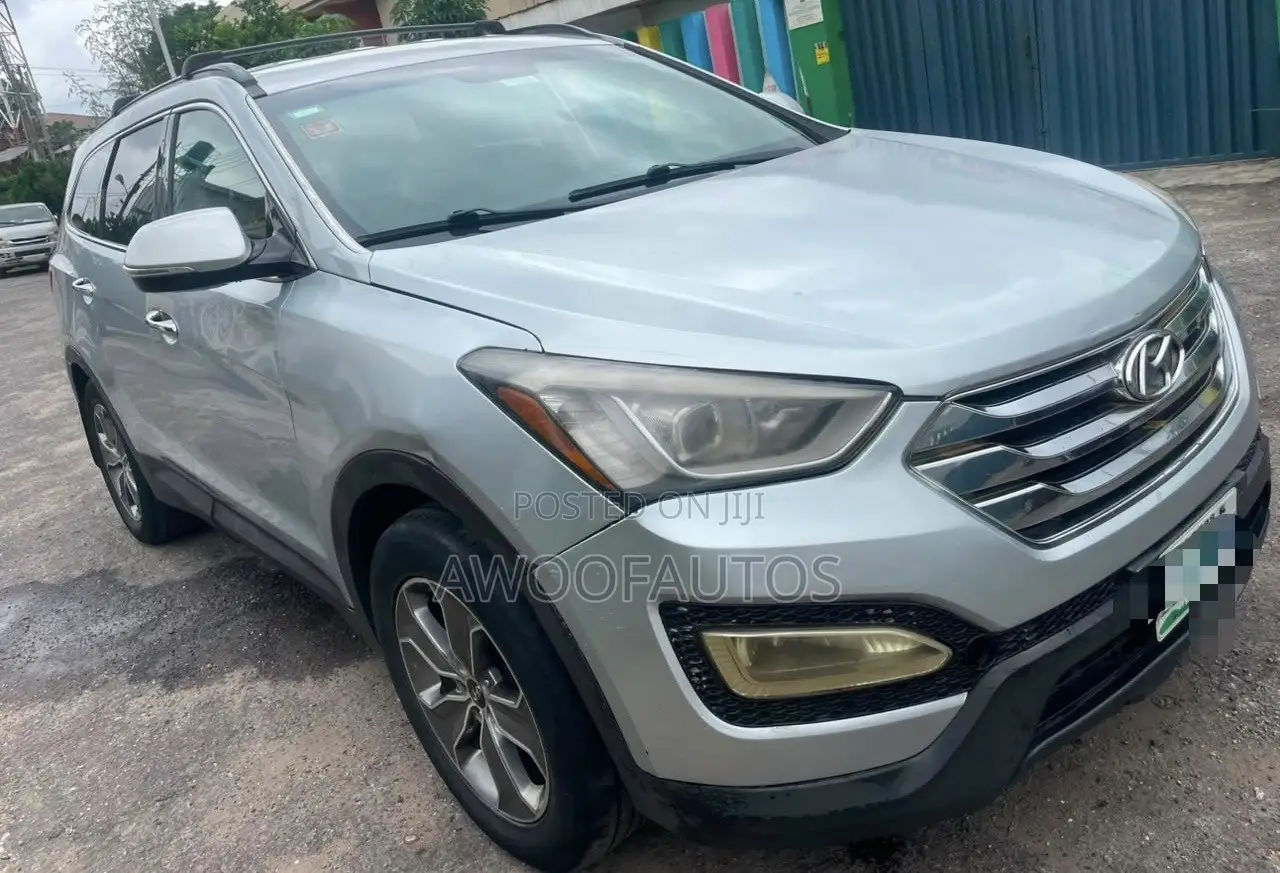Hyundai Santa Fe 2015 Silver