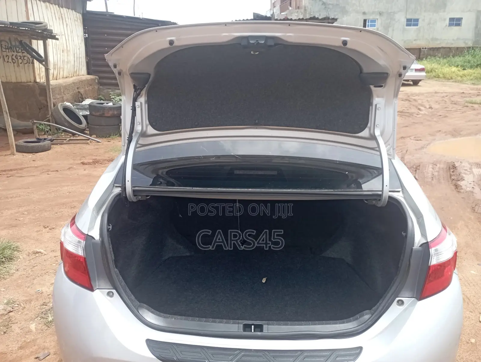 Toyota Corolla 2015 Silver