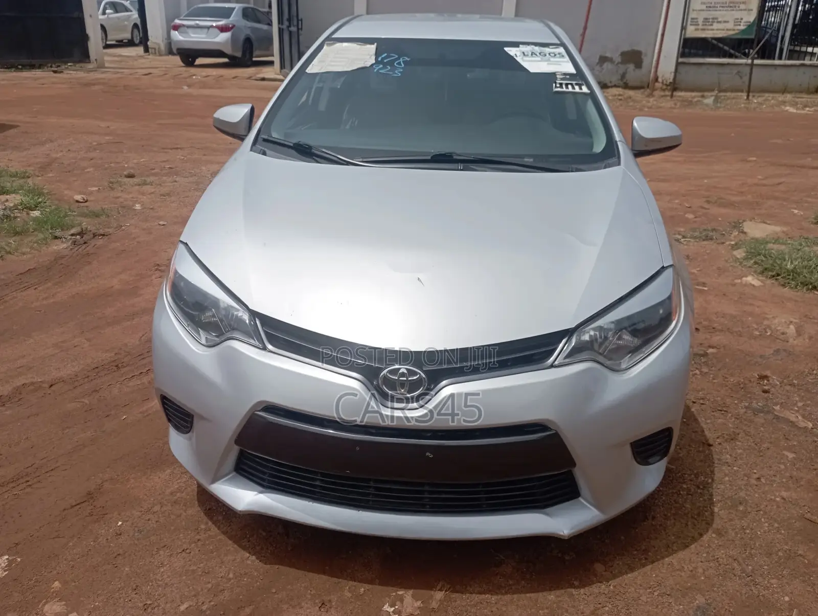Toyota Corolla 2015 Silver