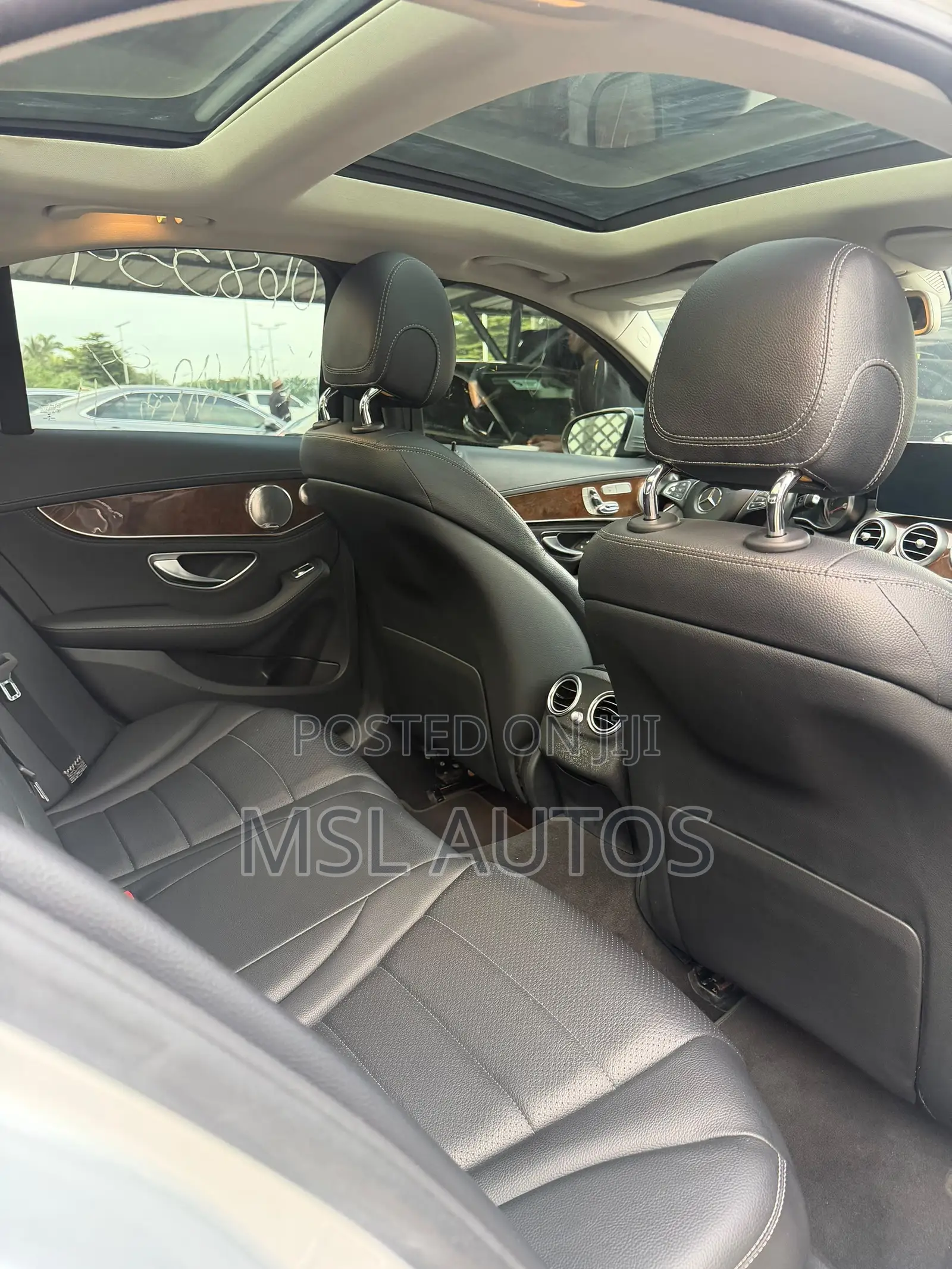 Mercedes-Benz C300 2016 Silver