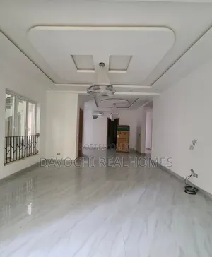 2bdrm Apartment in Lekki Expressway for sale