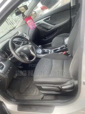 Hyundai Elantra Limited 4dr Sedan (1.8L 4cyl 6A) 2014 Gray
