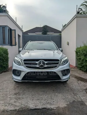 Mercedes-Benz GLE-Class 2017 White