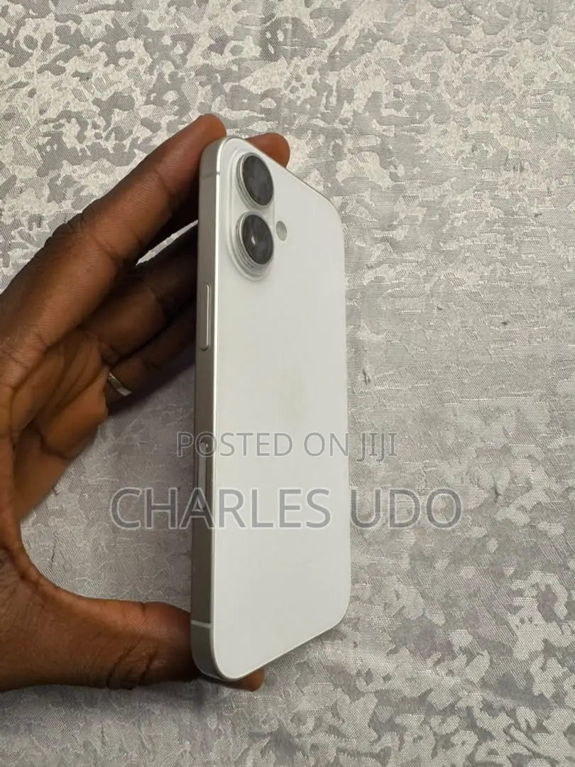 Apple iPhone 16 128 GB White