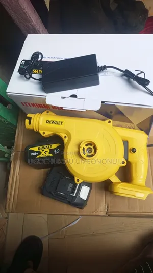 DeWalt Battery Blower