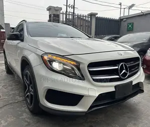 Mercedes-Benz GLA-Class 2017 White