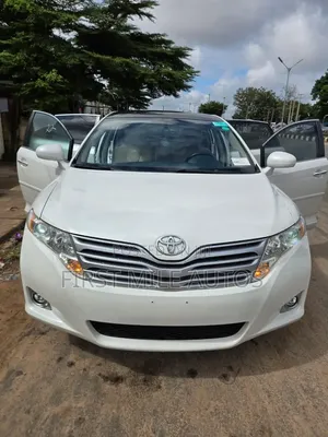 Toyota Venza V6 AWD 2011 White